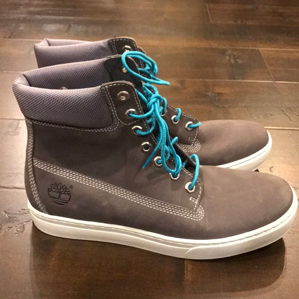 Men’s Timberland boots gray size 9.5